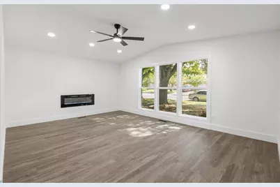 1715 Salem Street, Irving, TX 75061 - Photo 27