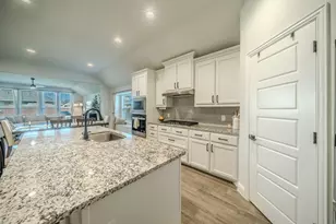5925 Lovills Creek, Fort Worth, TX 76179 - Photo 9