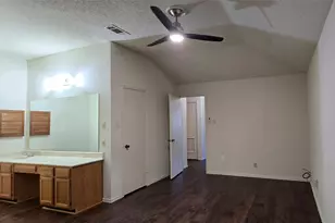 2224 Limestone Ln, Garland, TX 75040 - Photo 7