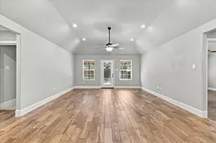 901 Sherry Ln S, Krugerville, TX 76227 - Photo 5