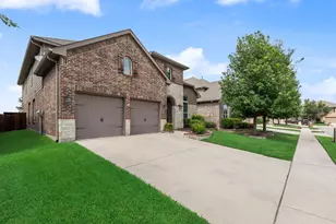 11616 Twining Branch Cir, Fort Worth, TX 76052 - Photo 3