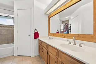2104 Ruidoso Dr, Waco, TX 76712 - Photo 13