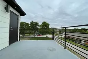 2417 N Winnetka Ave, Dallas, TX 75212 - Photo 31