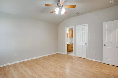 109 Briarwood Drive, Kennedale, TX 76060 - Photo 13