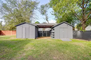 109 Briarwood Dr, Kennedale, TX 76060 - Photo 27
