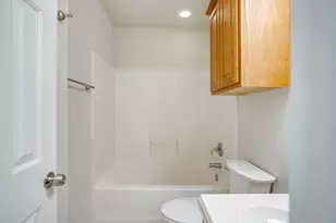 109 Briarwood Dr, Kennedale, TX 76060 - Photo 15