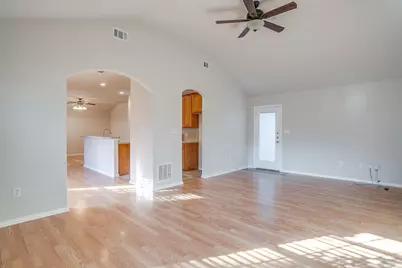 109 Briarwood Drive, Kennedale, TX 76060 - Photo 19