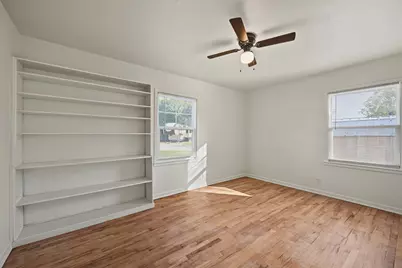 5205 Roxie Street, Haltom City, TX 76117 - Photo 17
