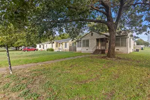 2701 Windsor Ave, Waco, TX 76708 - Photo 3