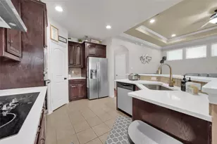 5801 Mira Lago Ln, Arlington, TX 76017 - Photo 9
