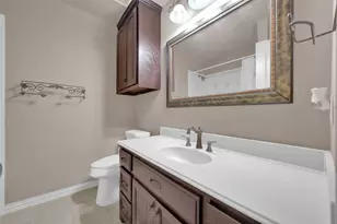 5801 Mira Lago Ln, Arlington, TX 76017 - Photo 19