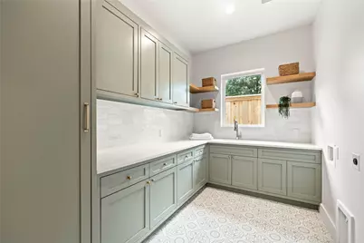 8730 Rexford Drive, Dallas, TX 75209 - Photo 23