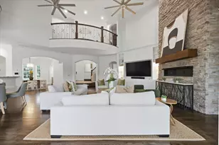 4153 Idlewild Dr, Fort Worth, TX 76107 - Photo 9