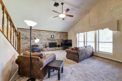 2033 Oakmeadow Street, Bedford, TX 76021 - Photo 5