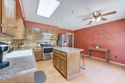 2033 Oakmeadow Street, Bedford, TX 76021 - Photo 9