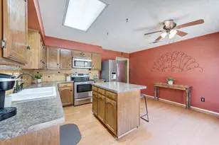 2033 Oakmeadow St, Bedford, TX 76021 - Photo 9