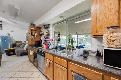 1717 Meadow Valley, Irving, TX 75060 - Photo 5