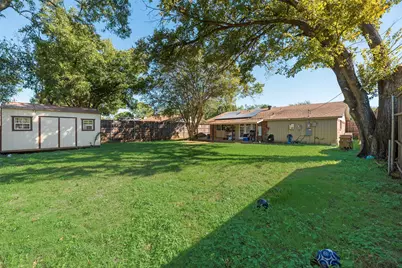 1717 Meadow Valley, Irving, TX 75060 - Photo 11