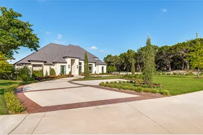819 Bluff Ridge Drive, Cedar Hill, TX 75104 - Photo 3