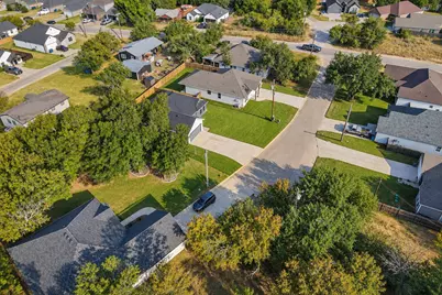 5404 Celina Court, Granbury, TX 76048 - Photo 37