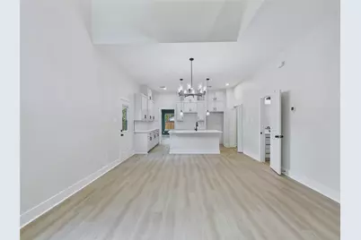 1805 Ash Crescent Street, Fort Worth, TX 76104 - Photo 9