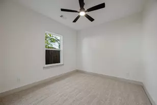 1328 Franklin Ave, Bonham, TX 75418 - Photo 21