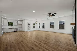 1328 Franklin Ave, Bonham, TX 75418 - Photo 17