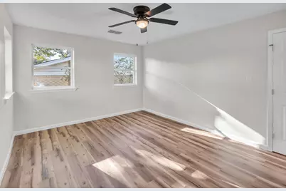 5501 Westcreek Drive, Fort Worth, TX 76133 - Photo 13