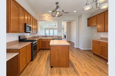 6006 Holly Crest Lane, Sachse, TX 75048 - Photo 9