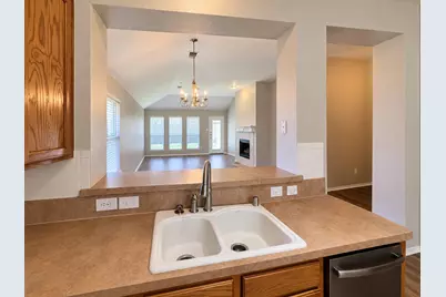 6006 Holly Crest Lane, Sachse, TX 75048 - Photo 11
