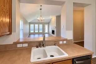 6006 Holly Crest Ln, Sachse, TX 75048 - Photo 11