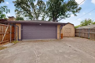 910 Sharpshire St, Grand Prairie, TX 75050 - Photo 37