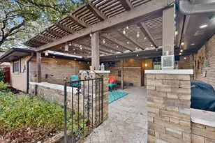 910 Sharpshire St, Grand Prairie, TX 75050 - Photo 33