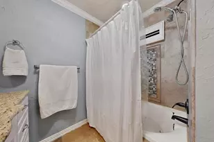 910 Sharpshire St, Grand Prairie, TX 75050 - Photo 23