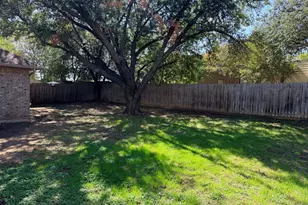 2317 Parkside Dr, Denton, TX 76201 - Photo 5