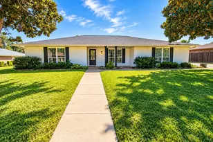 146 Village Estates Dr, Highland Village, TX 75077 - Photo 23