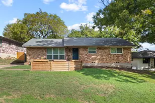 2861 W 9th St, Dallas, TX 75211 - Photo 3