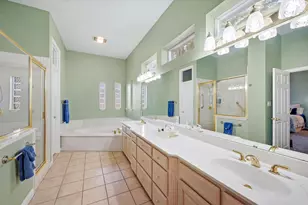 107 Navajo Trail, Lake Kiowa, TX 76240 - Photo 11