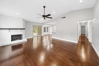 2909 White Oak Lane, Bedford, TX 76021 - Photo 3