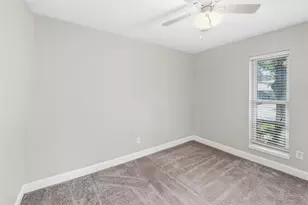 2909 White Oak Ln, Bedford, TX 76021 - Photo 17