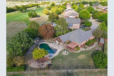 10717 Wolfcreek Lane, Rowlett, TX 75089 - Photo 1