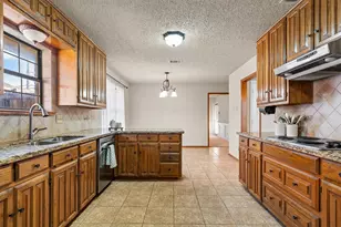 654 Park Ln, Highland Village, TX 75077 - Photo 17