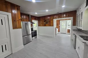 4824 Meadowbrook Dr, Fort Worth, TX 76103 - Photo 9