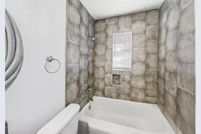 2641 Canberra Court, Fort Worth, TX 76105 - Photo 15