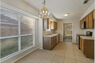 9012 Topperwind Court, Fort Worth, TX 76134 - Photo 5