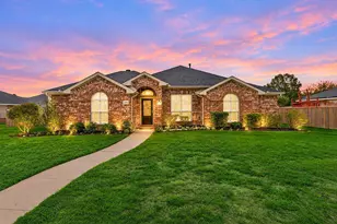 2914 Beau Dr, Mesquite, TX 75181 - Photo 1