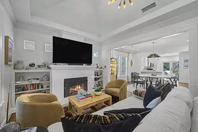 5515 Goodwin Avenue, Dallas, TX 75206 - Photo 3