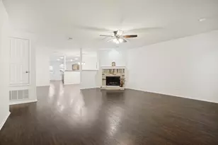 1224 Elkford Ln, Fort Worth, TX 76247 - Photo 3
