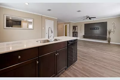 9212 Marilyn Place, Dallas, TX 75227 - Photo 9