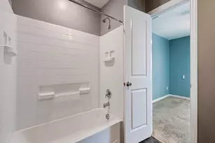 9212 Marilyn Pl, Dallas, TX 75227 - Photo 17